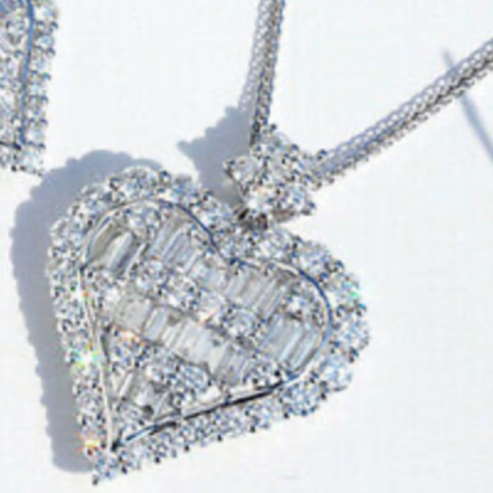 NEW 925 Sterling Silver Heart Necklace - Picture 5 of 5